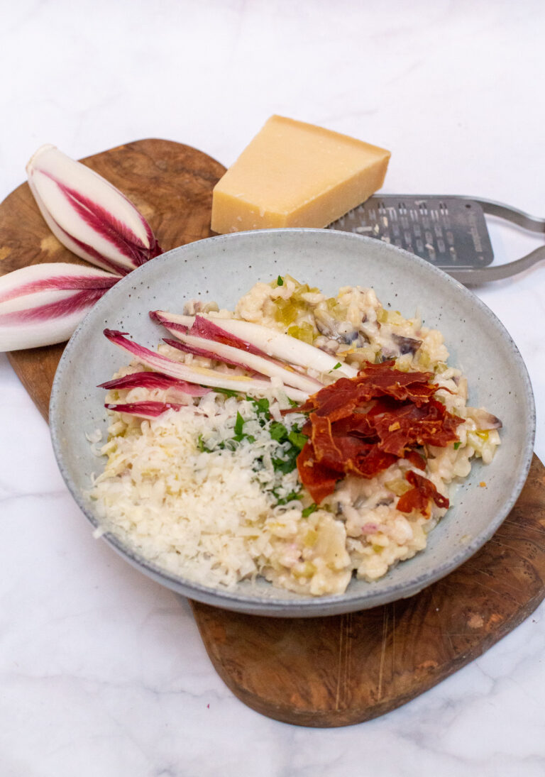 Risotto met roodlof en gedroogde ham