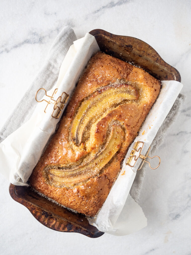 bananenbrood met miso en bruine boter