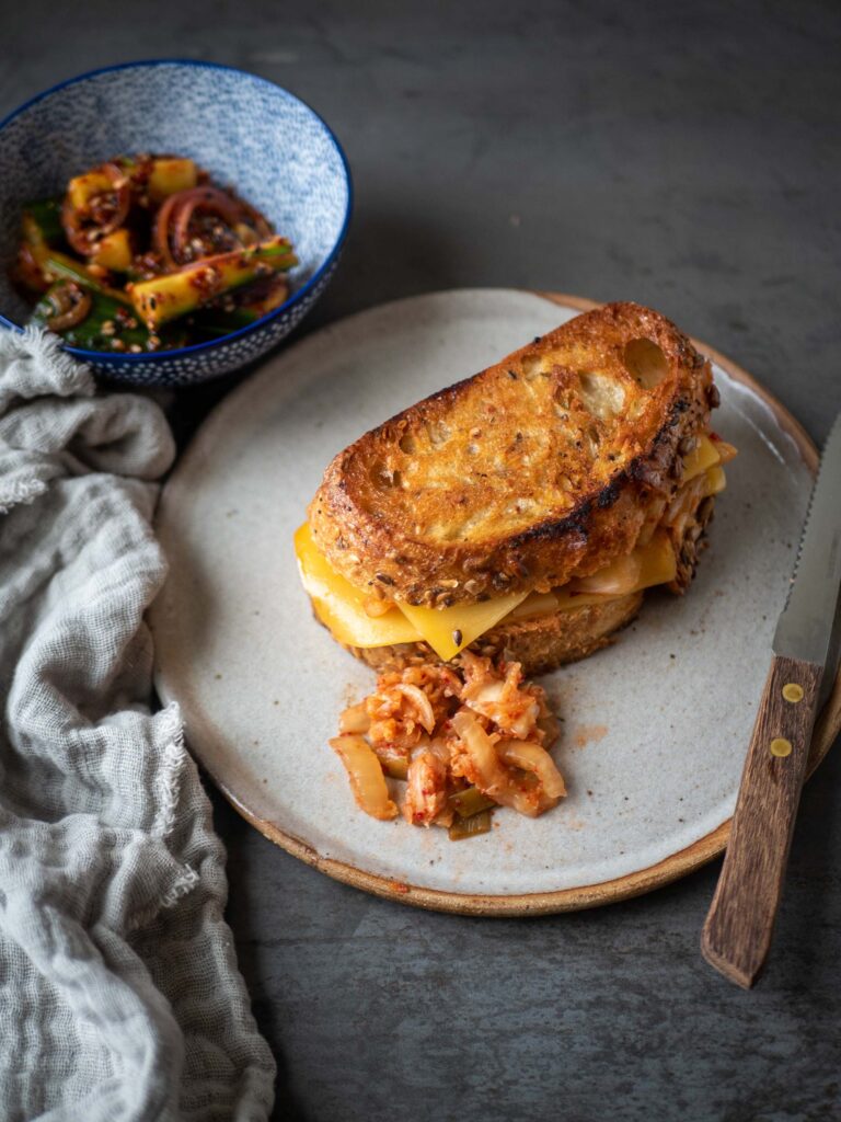 Kimcheese - croque met kaas en kimchi